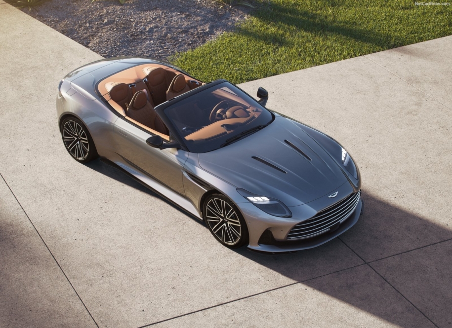 Aston Martin DB12 Volante: καλύτερη από την κουπέ