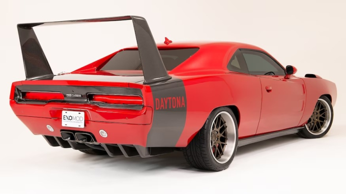 Dodge Daytona "Retromod": American Beauty!