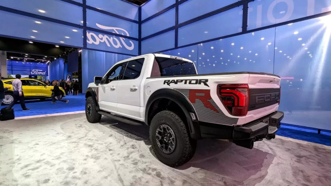 Ford F-150 Raptor R: τώρα με 730 ίππους άγριας δύναμης