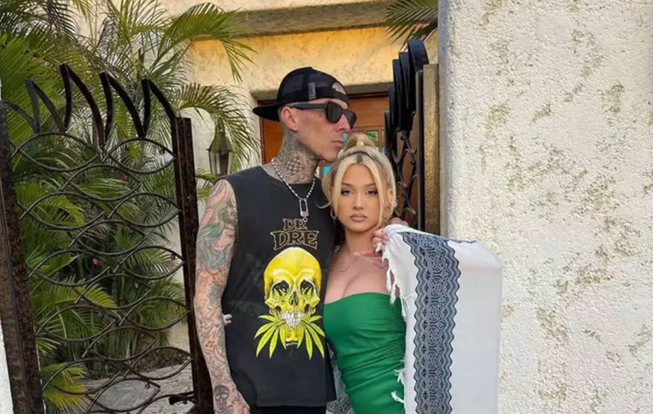 Travis Barker: Χριστουγενιάτικα δώρα αξίας 280.000 δολαρίων για τα παιδιά του