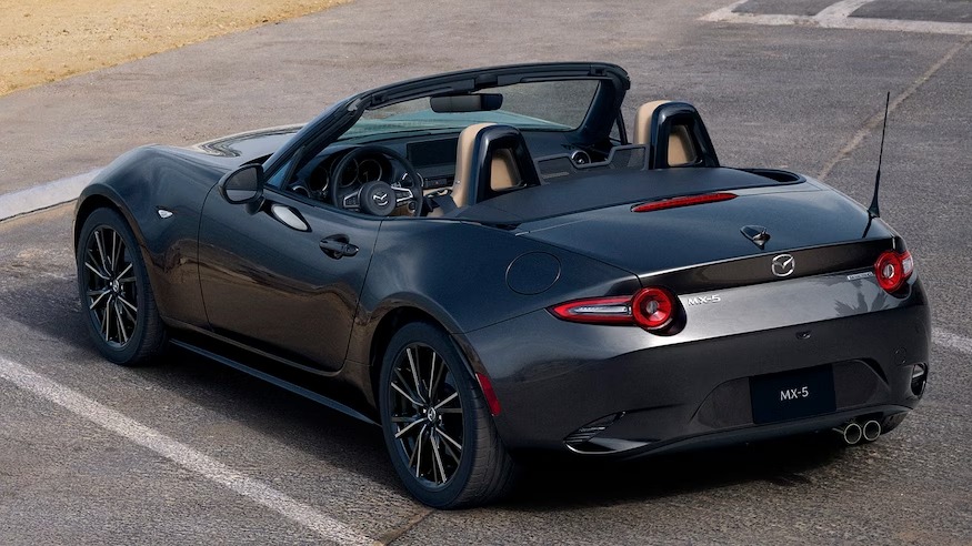 Mazda MX-5 Miata: Ανανεωμένο με νέα «καλούδια»