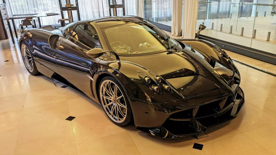 Pagani Huayra Coupe: Το supercar των 4.000.000 δολαρίων [Βίντεο]