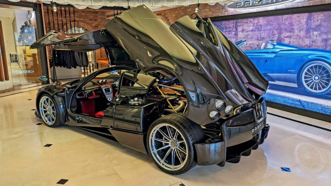 Pagani Huayra Coupe: το supercar των 4.000.000 δολαρίων [Βίντεο]