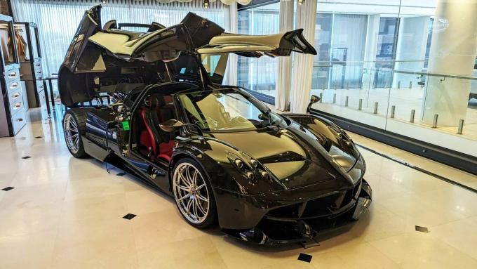 Pagani Huayra Coupe: το supercar των 4.000.000 δολαρίων [Βίντεο]