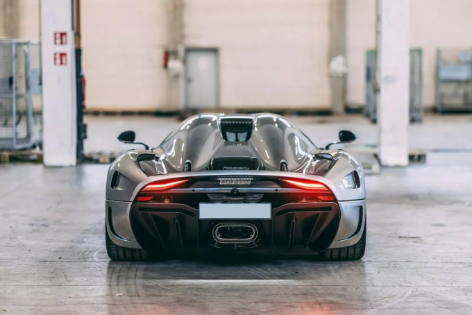 Koenigsegg Regera: Ένα «διαμάντι» βγαίνει σε δημοπρασία