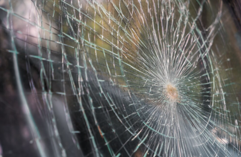 broken car windshield