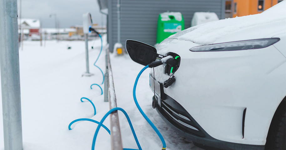 Ηλεκτρικά αυτοκίνητα: Πώς αντιμετωπίζεται η μειωμένη απόδοση λόγω κρύου