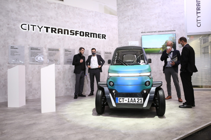 the city transformer ct 2 is the worlds first car to change dimensions while driving