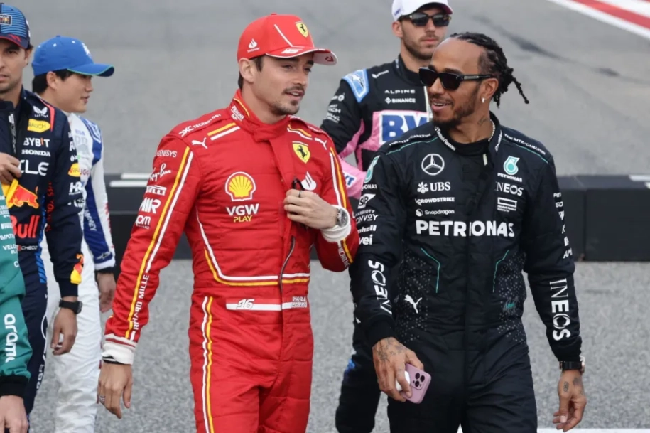 F1: Προειδοποίησαν τον Λεκλέρ να μην "υπογράψει τον θάνατό του" με το να έρθει ο Χάμιλτον στη Ferrari