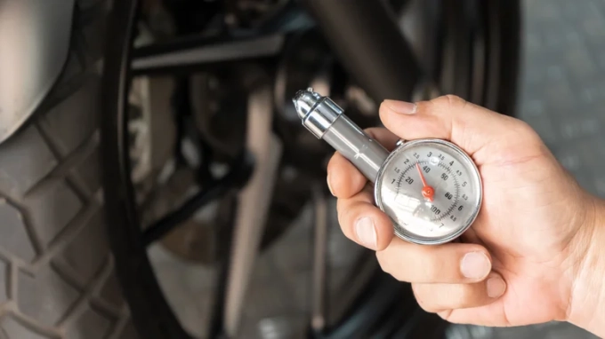 tire-pressure-gauge