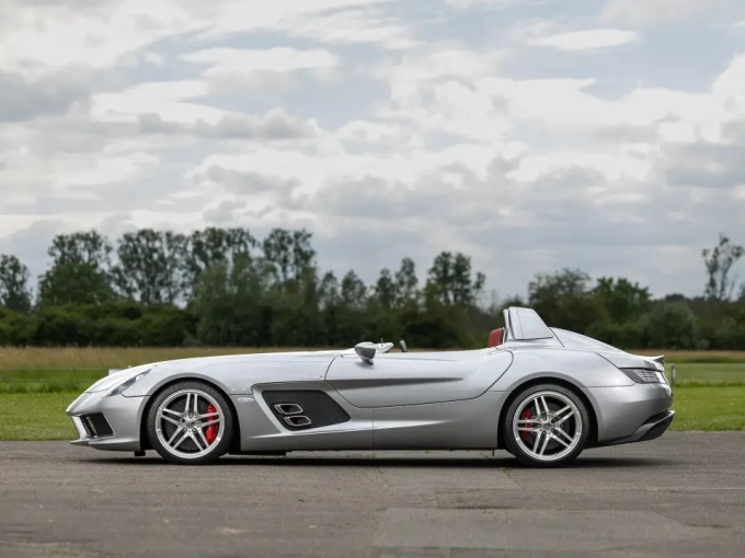 Mercedes-Benz SLR McLaren