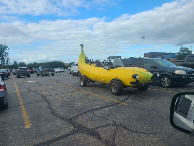 Banana car