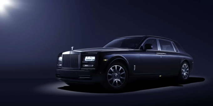 the-rolls-royce-starlight-headliner-the-story-behind-the-automotive-wonder_7