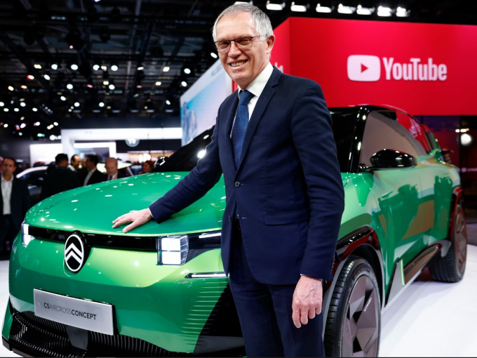 Paris Motor Show 2024 – H «βόμβα» του Ταβάρες