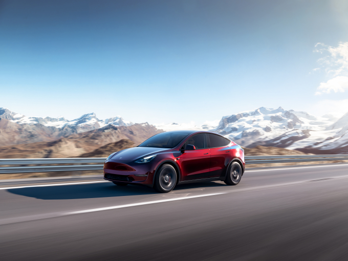 Δες την πρώτη εικόνα του νέου Tesla Model Y