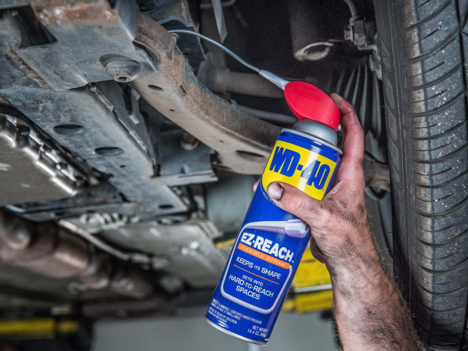 Μπορεί το σπρέι WD-40 να σβήσει τις γρατσουνιές στο χρώμα αυτοκινήτου;